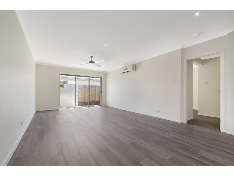 42 Amber Drive, Caloundra West QLD 4551