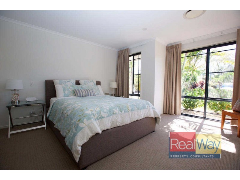 4 Satinash Street, Meridan Plains QLD 4551