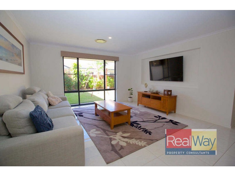4 Satinash Street, Meridan Plains QLD 4551