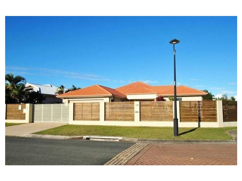 18 Endeavour Crescent, Pelican Waters QLD 4551