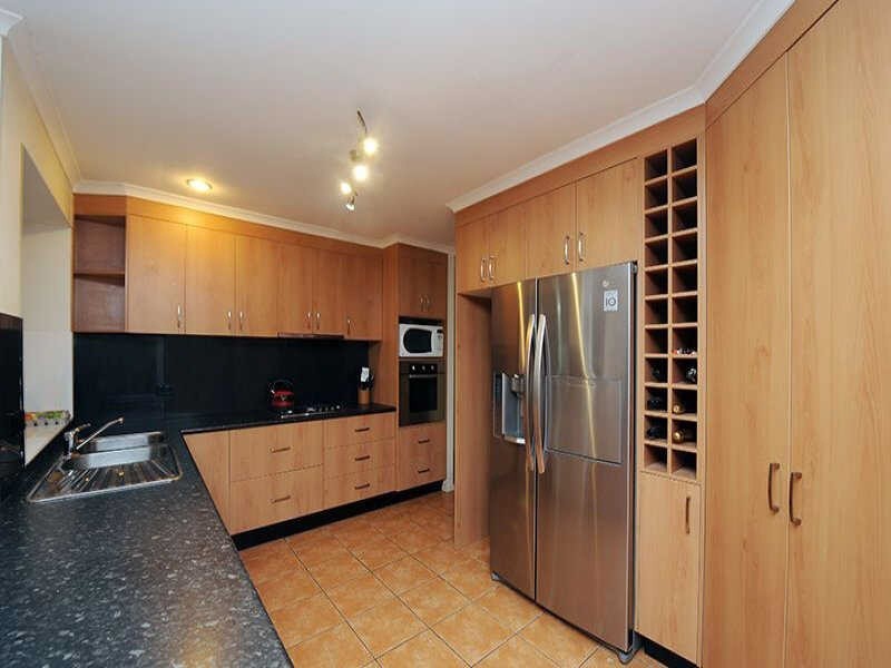 1 Snapper Street, Little Mountain QLD 4551