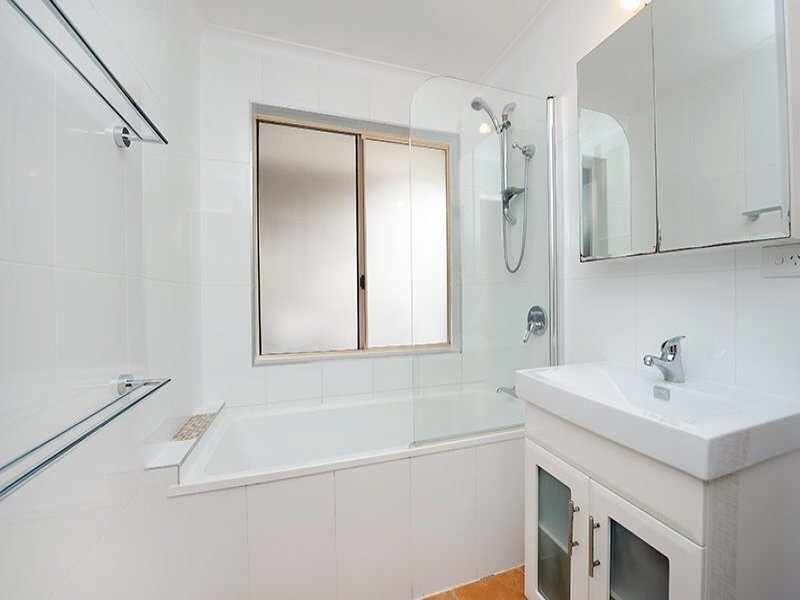 1 Snapper Street, Little Mountain QLD 4551