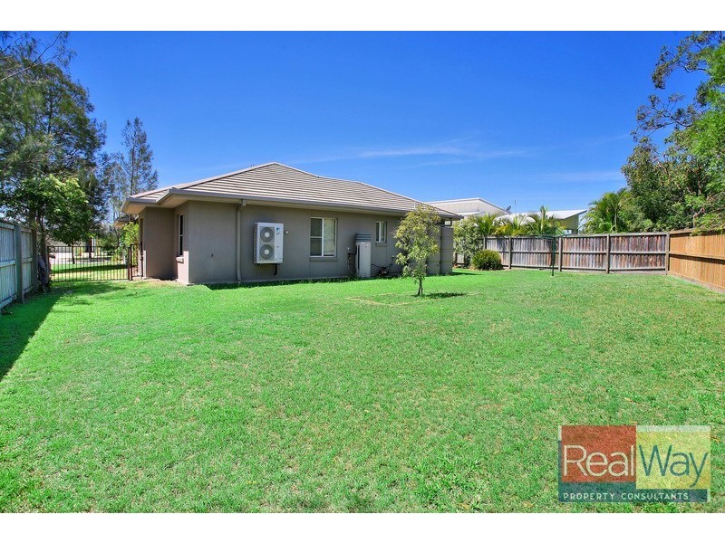 7 Columba Place, Golden Beach QLD 4551