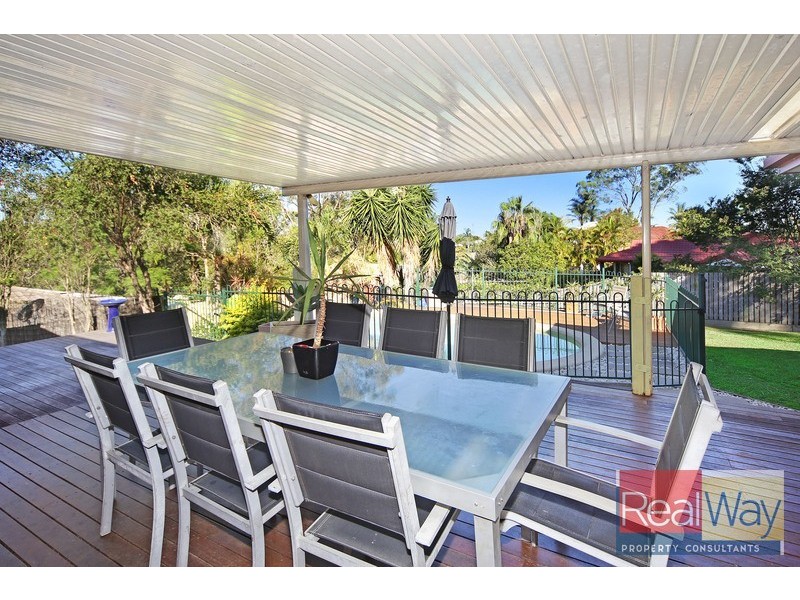 6 Stradbroke Drive, Little Mountain QLD 4551