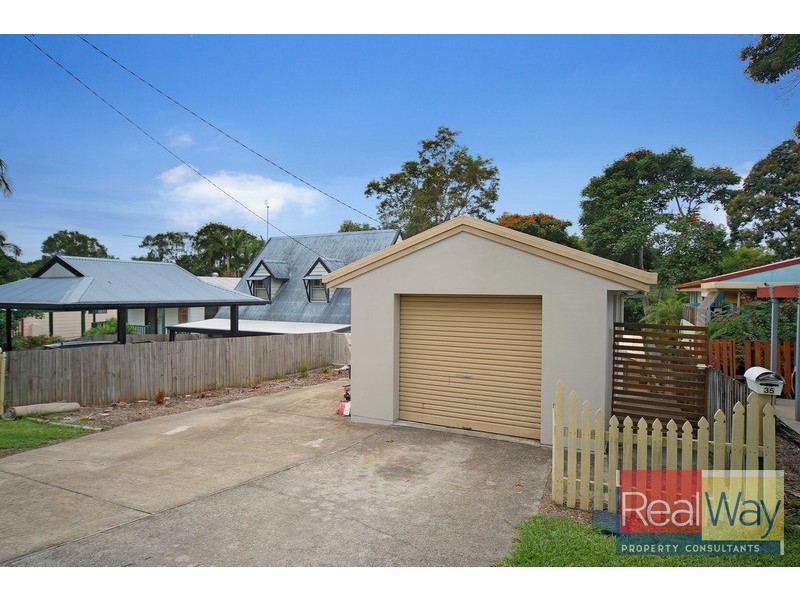 35 Paget Street, Mooloolah Valley QLD 4553