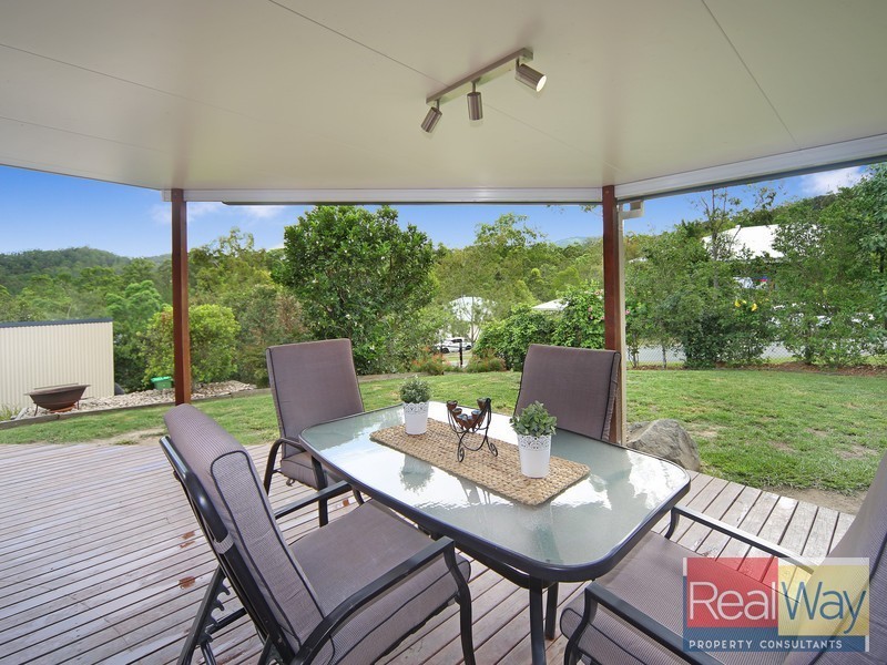 17 Viewland Drive, Mooloolah Valley QLD 4553