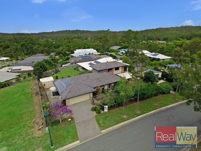 17 Viewland Drive, Mooloolah Valley QLD 4553