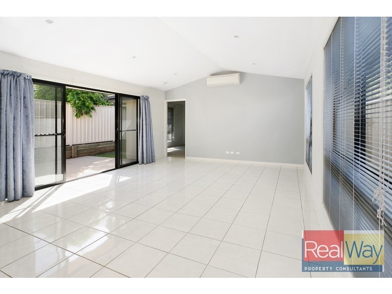 42 Huntley Place, Caloundra West QLD 4551