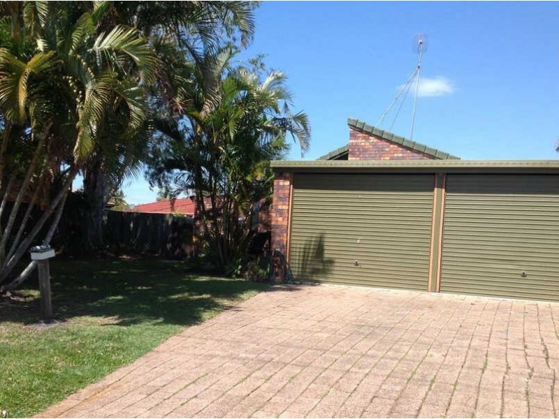 39 Kookaburra Crescent, Bokarina QLD 4575
