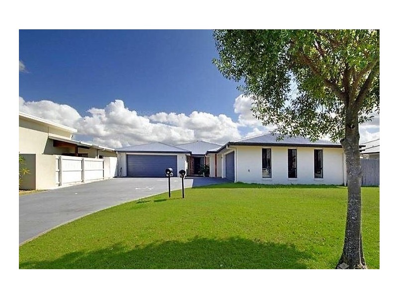 2/10 Tamarind Street, Meridan Plains QLD 4551