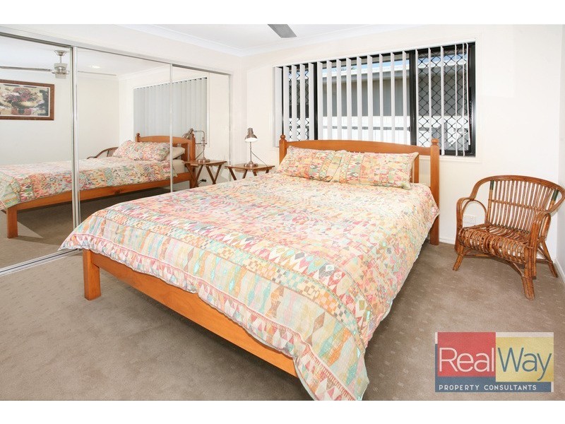 2/10 Tamarind Street, Meridan Plains QLD 4551