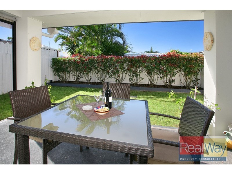 2/10 Tamarind Street, Meridan Plains QLD 4551