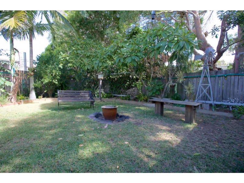 38 Taylor Ave, Golden Beach QLD 4551