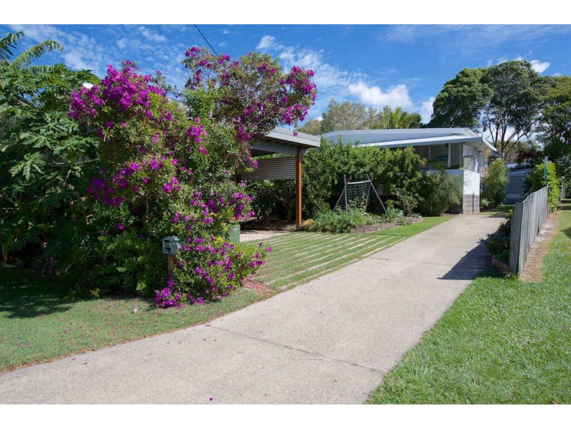 38 Taylor Ave, Golden Beach QLD 4551