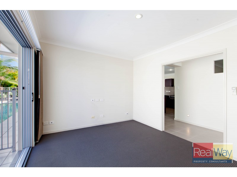 5 Stephen Burton Way, Pelican Waters QLD 4551