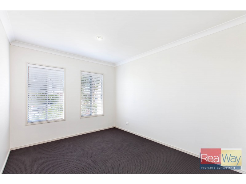 5 Stephen Burton Way, Pelican Waters QLD 4551