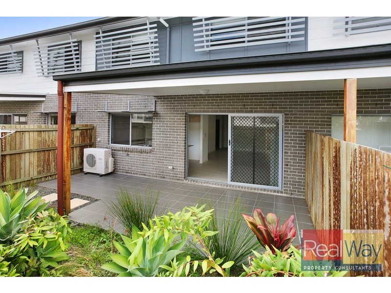 19/17 Greensboro Place, Little Mountain QLD 4551