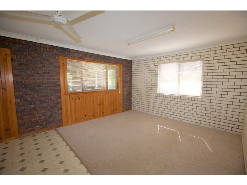 1a Lyon Street, Dicky Beach QLD 4551