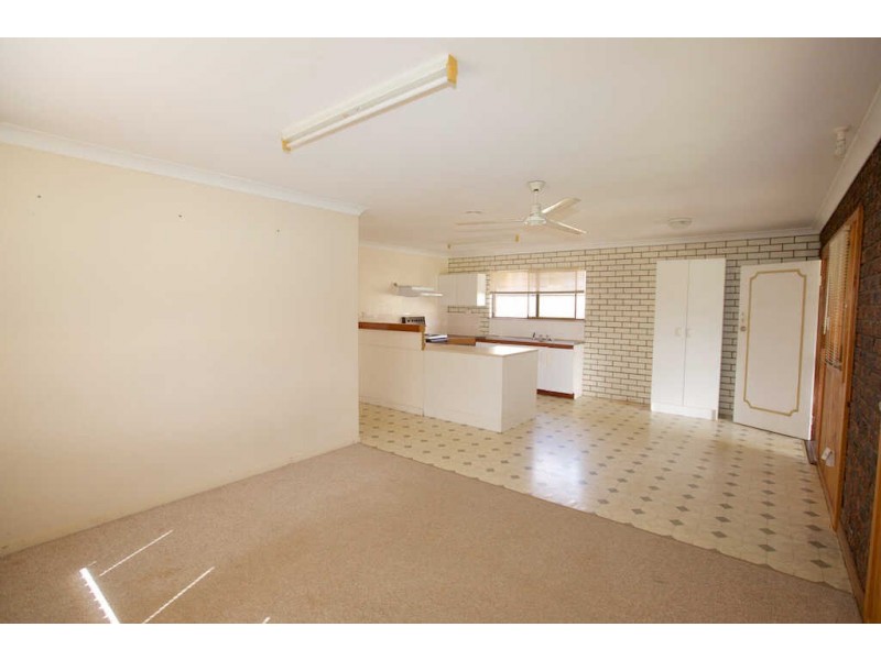 1a Lyon Street, Dicky Beach QLD 4551