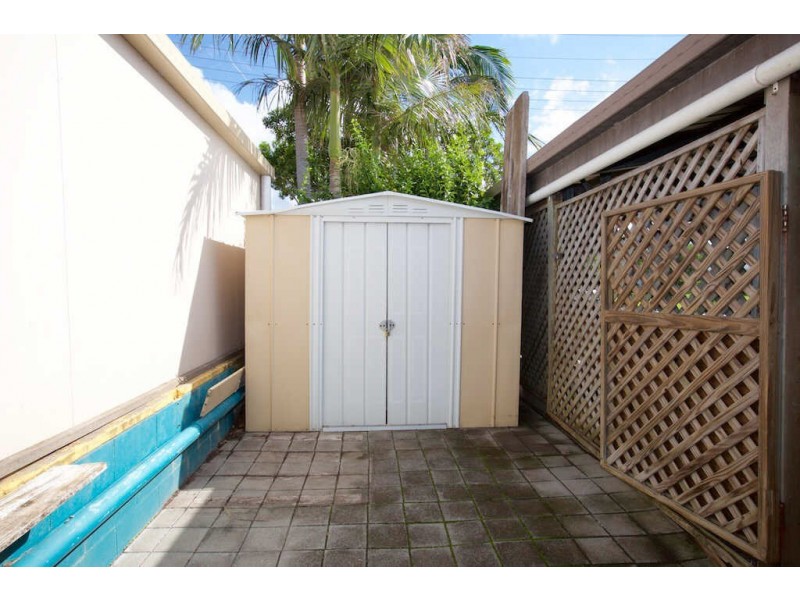 1a Lyon Street, Dicky Beach QLD 4551