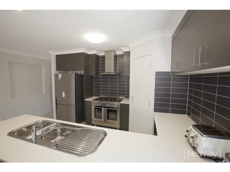 28 Ruby Crescent, Meridan Plains QLD 4551