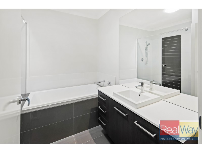 78 Amber Drive, Caloundra West QLD 4551