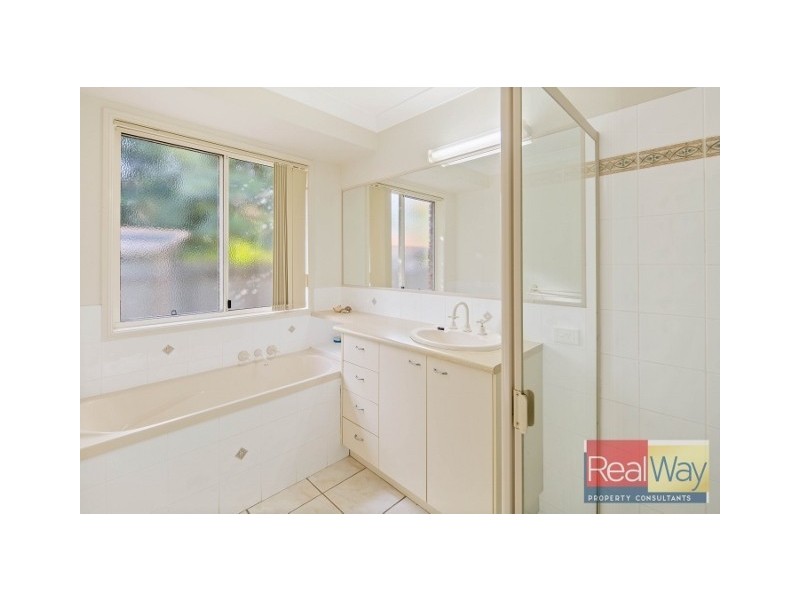 9 Turnbury Street, Little Mountain QLD 4551