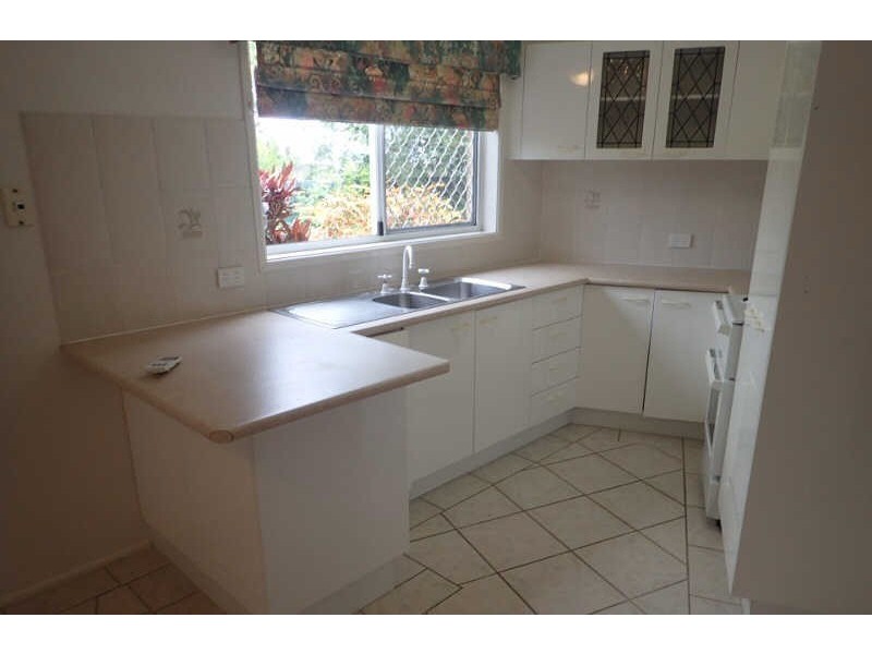 6/50 Omrah Ave, Caloundra QLD 4551