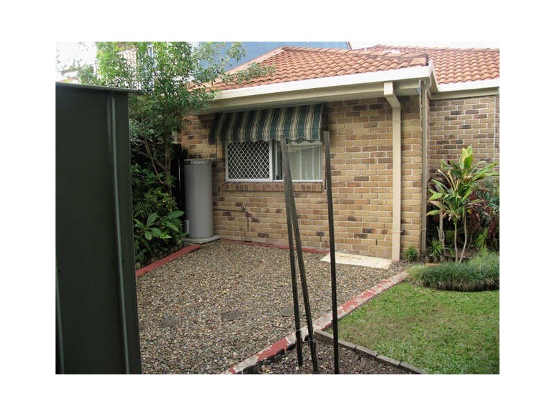 6/50 Omrah Ave, Caloundra QLD 4551