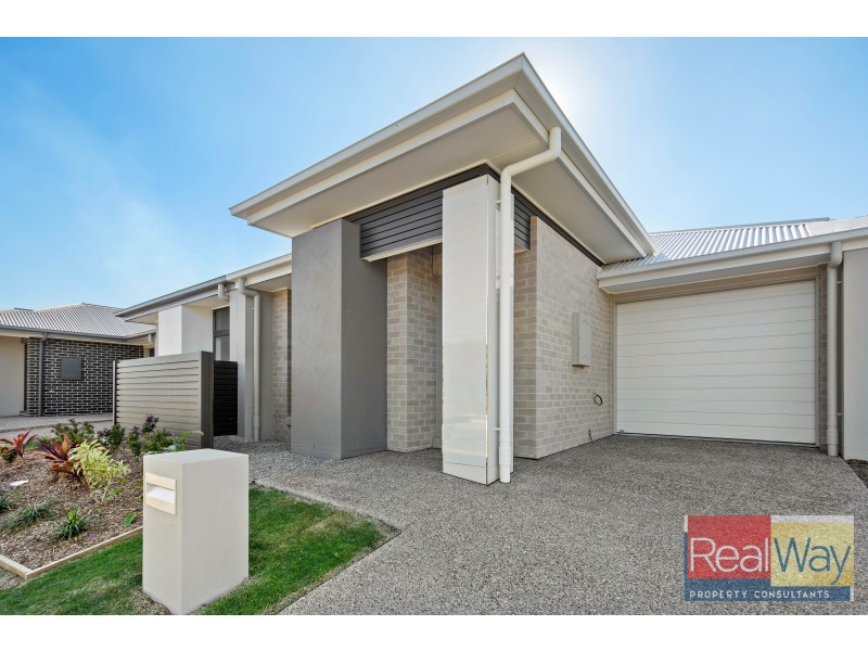 76 Amber Drive, Caloundra West QLD 4551
