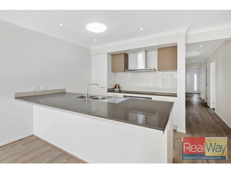 76 Amber Drive, Caloundra West QLD 4551