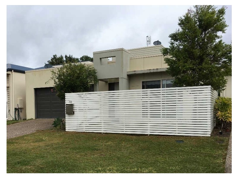 13 Tarawa Street, Parrearra QLD 4575