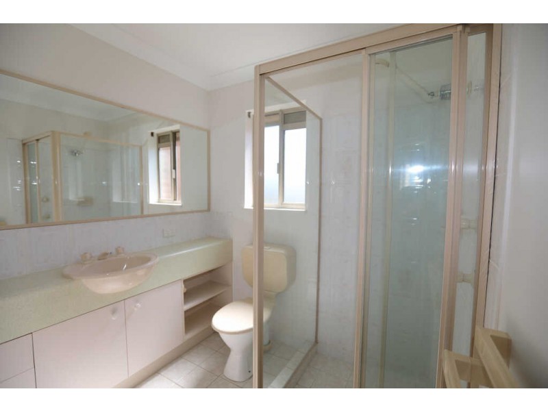 5/10 Mahia Terrace, Kings Beach QLD 4551