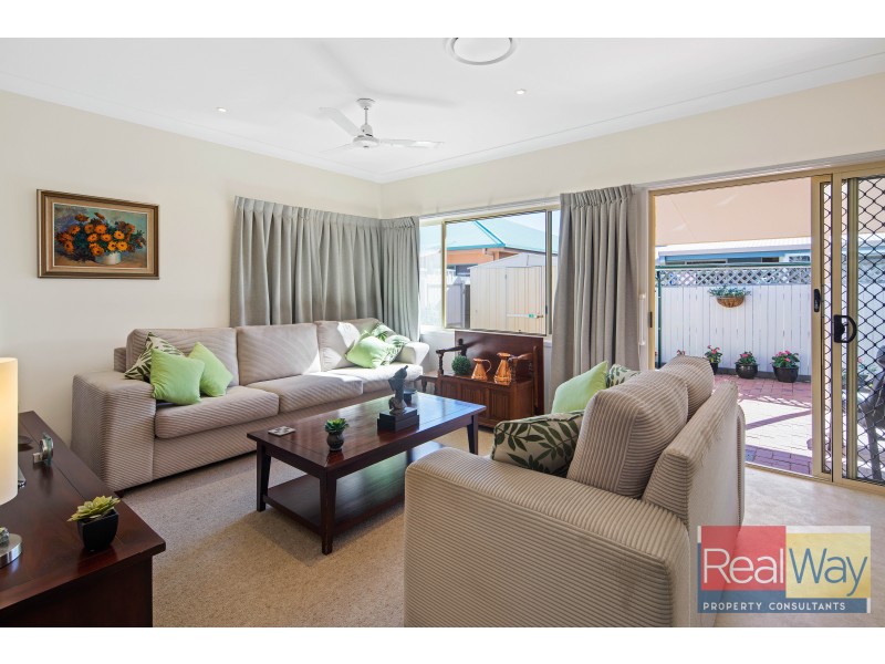 102/40 Lakeside Crescent, Currimundi QLD 4551
