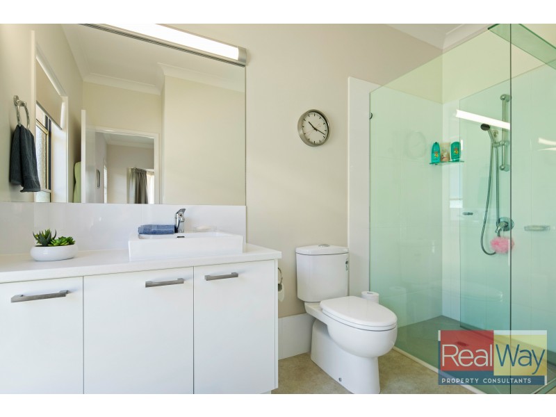 102/40 Lakeside Crescent, Currimundi QLD 4551