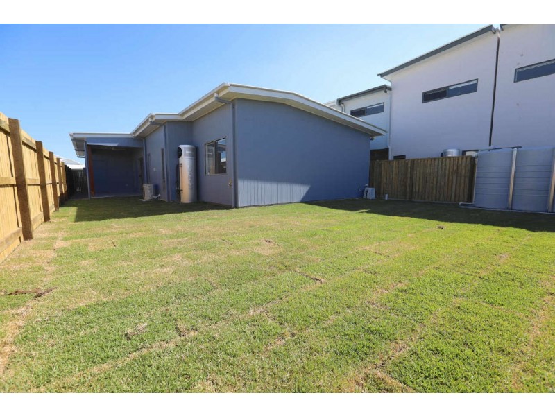 20 Rosseau Street, Bells Creek QLD 4551