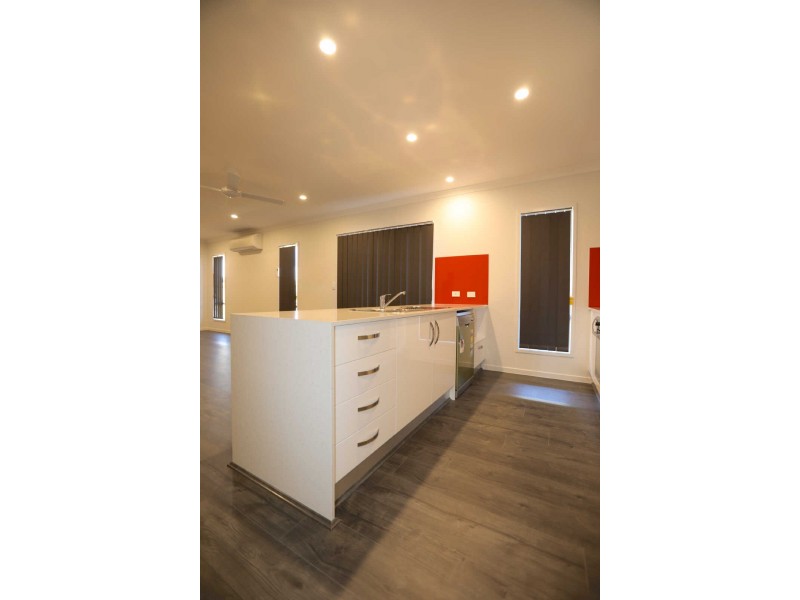 20 Rosseau Street, Bells Creek QLD 4551