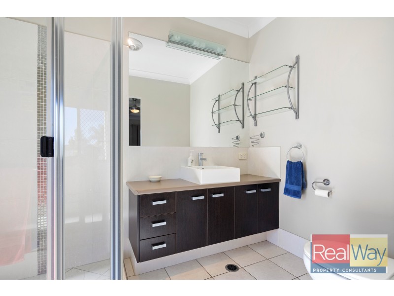 8 Kakadu Court, Little Mountain QLD 4551