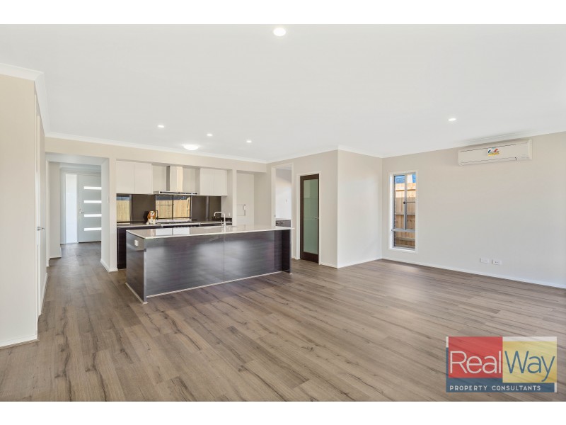 13 Rosseau Street, Caloundra West QLD 4551