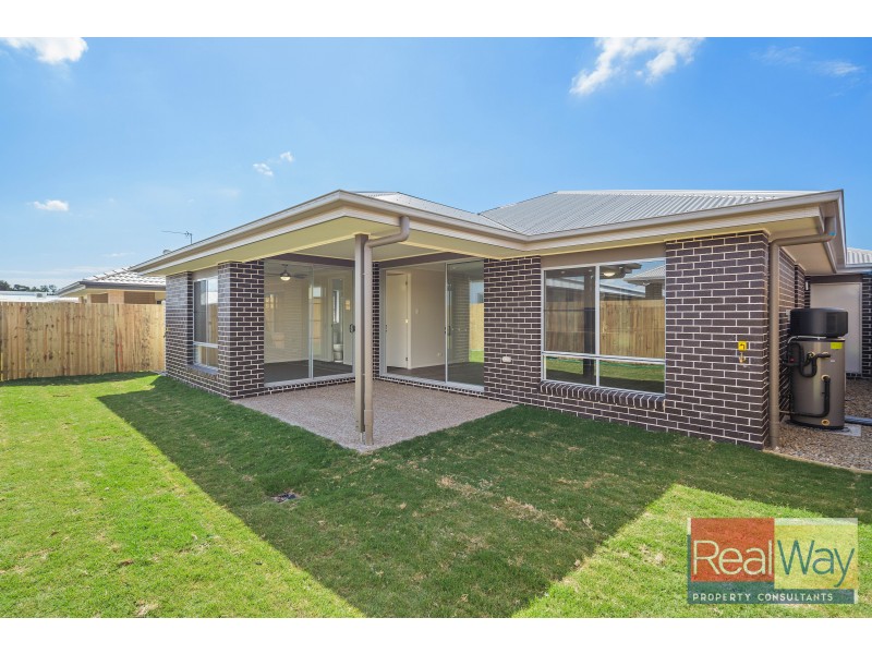 13 Rosseau Street, Caloundra West QLD 4551