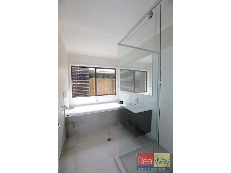 12 Adelaide Circuit, Bells Creek QLD 4551