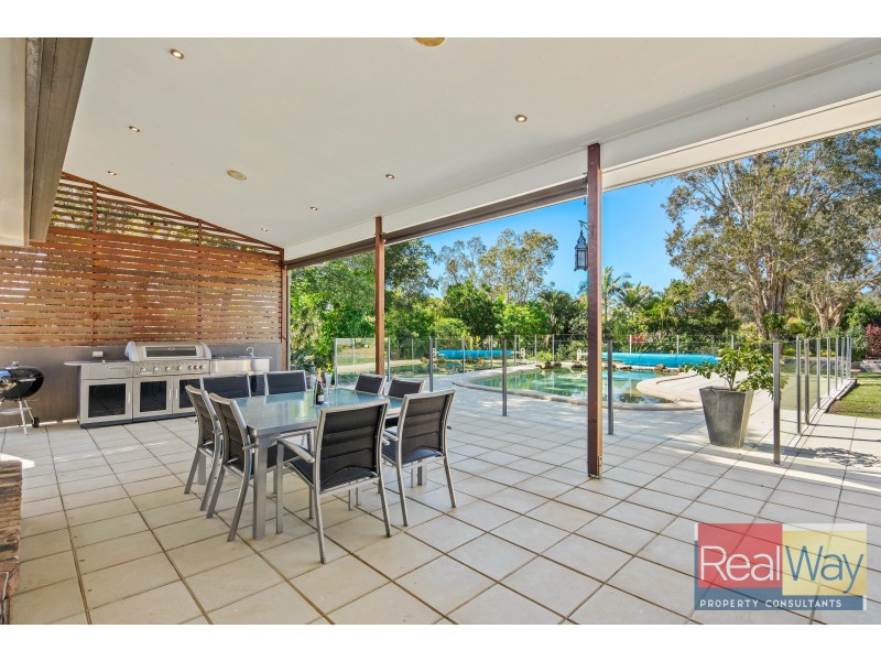 6 Colonial Court, Little Mountain QLD 4551