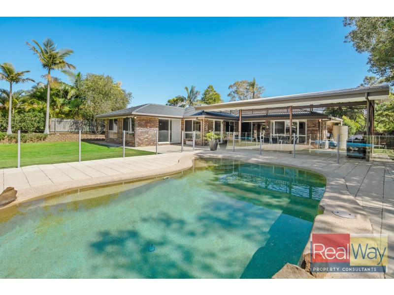 6 Colonial Court, Little Mountain QLD 4551