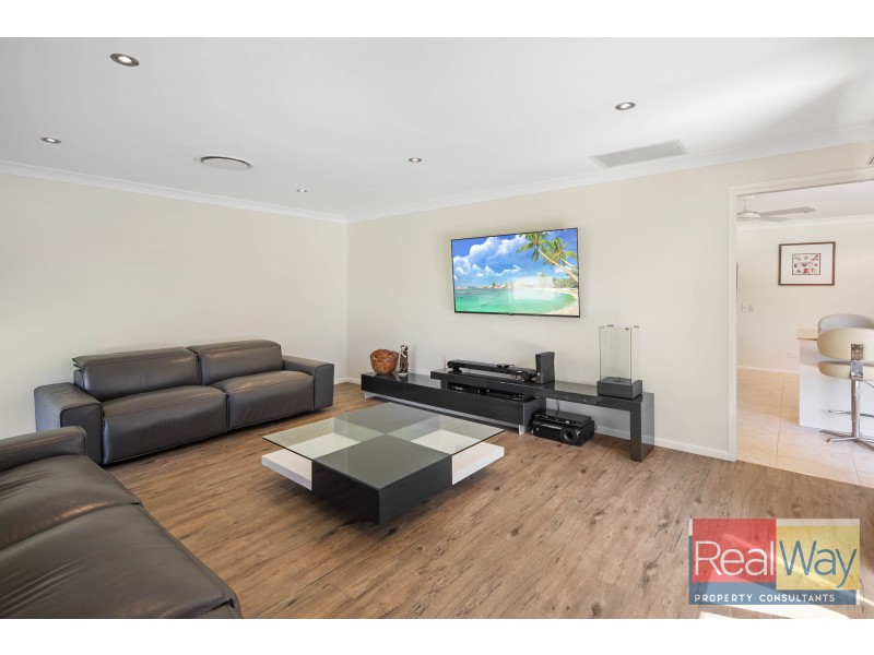 6 Colonial Court, Little Mountain QLD 4551