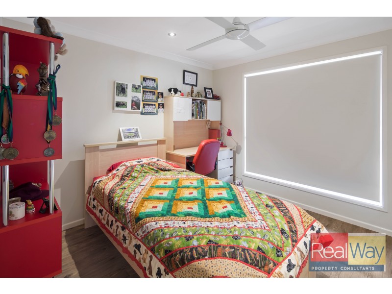6 Colonial Court, Little Mountain QLD 4551