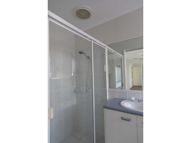 8 Snapper Street, Little Mountain QLD 4551