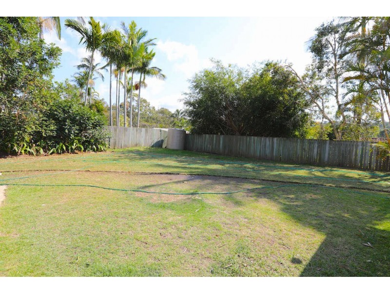 8 Snapper Street, Little Mountain QLD 4551