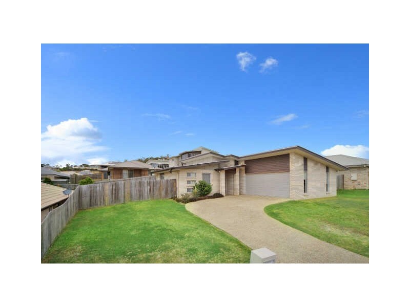 11 Sunrise Terrace, Little Mountain QLD 4551