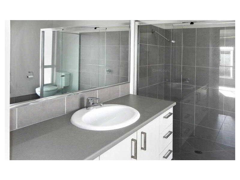 38 Elvena Circuit, Little Mountain QLD 4551