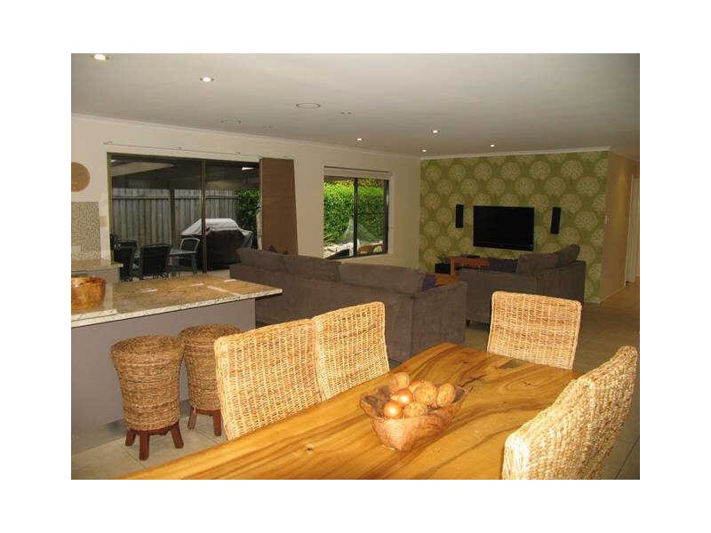 2 Halyard Drive, Wurtulla QLD 4575